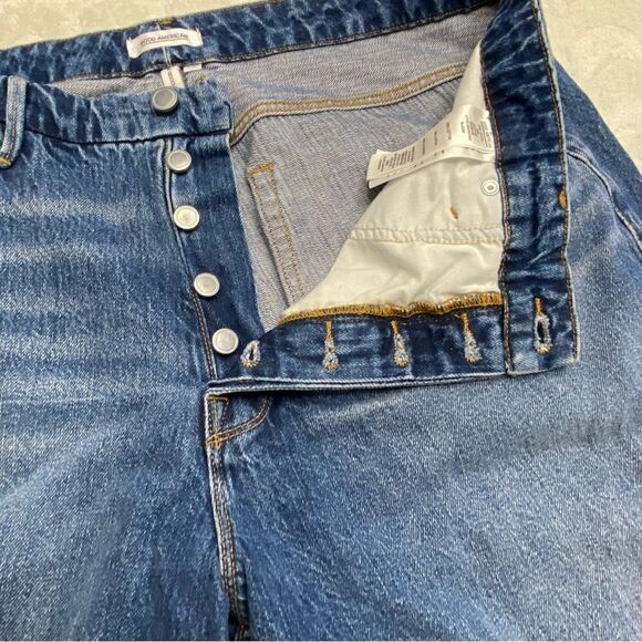 GOOD AMERICAN BOOD BOY FRAYED HEM BOYFRIEND JEANS - Picture 5 of 9